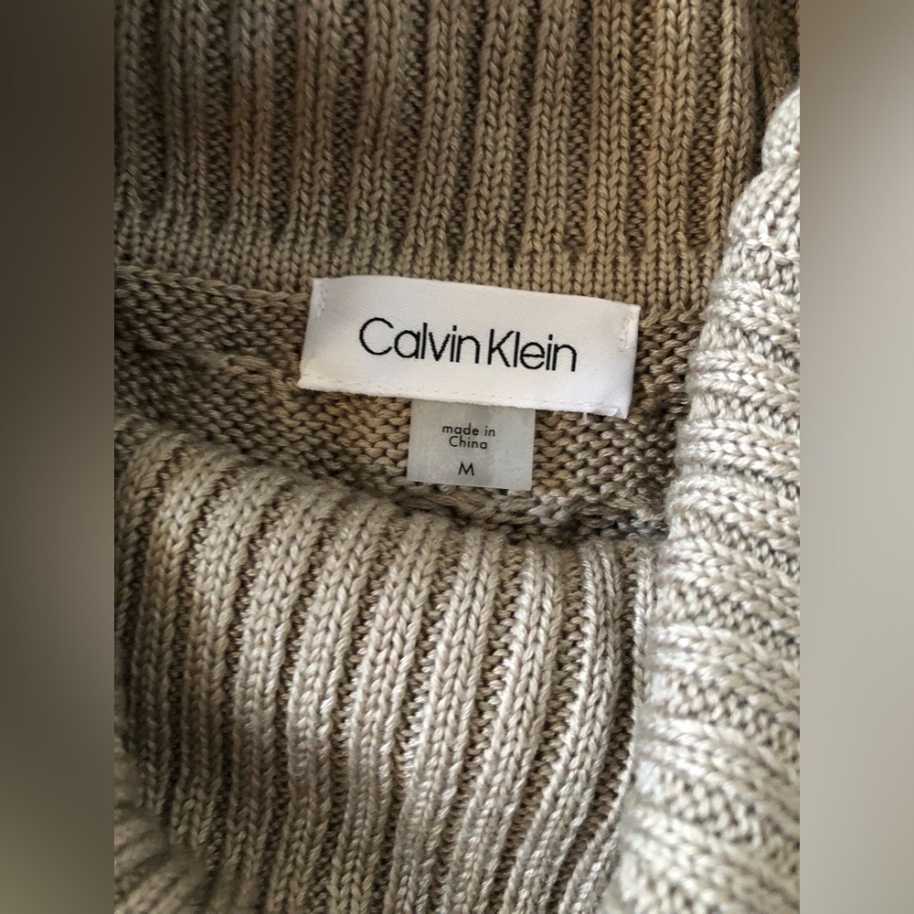 *NWT* Calvin Klein Women’s M Dark Tan Knit 3/4 Sleeves Cowl Neck Sweater Dress - Picture 5 of 14